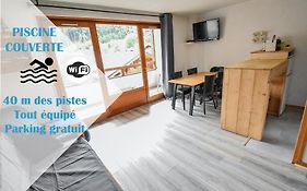 L'Enchalpe, Grand et lumineux studio avec coin montagne 5 personnes, 60m des pistes, PISCINE COUVERTE, WIFI, grand balcon expo EST, DRAPS NON COMPRIS